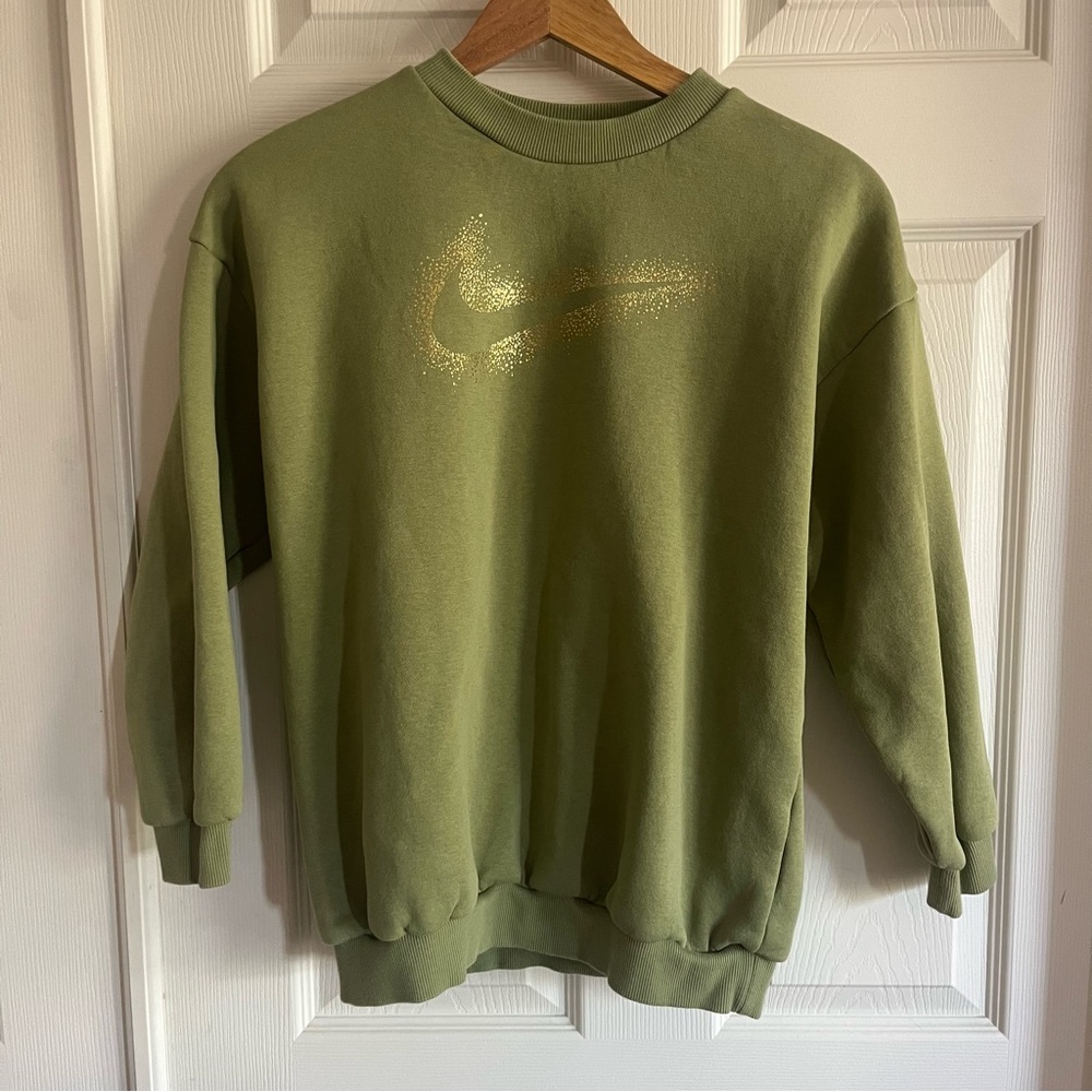 Nike Sage Green Crewneck with Gold Accents